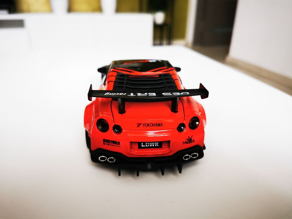 Macheta Nissan GTR R35 Racing, 1:24