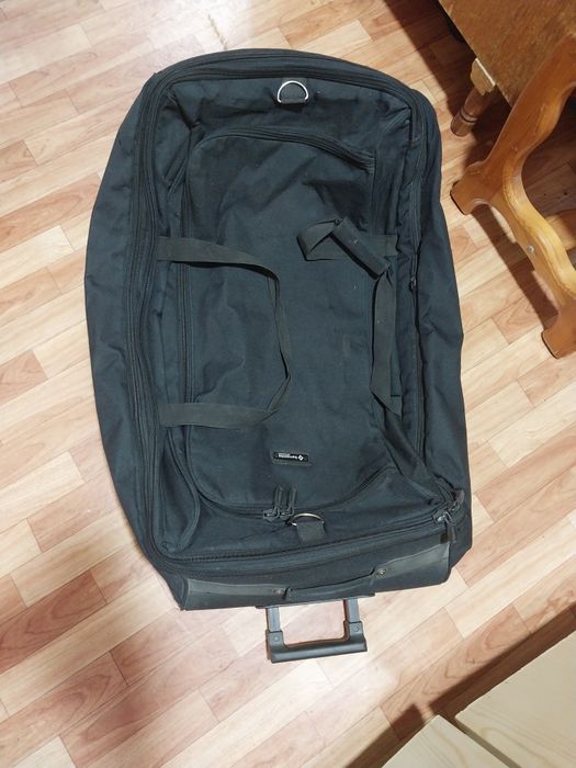 Продаю сумку-чемодан  б/у в хорошем состоянии