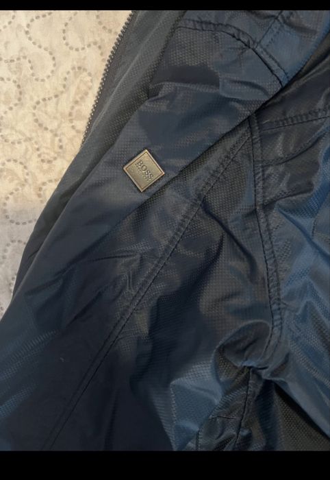 Geaca baietel hugo boss 3 ani