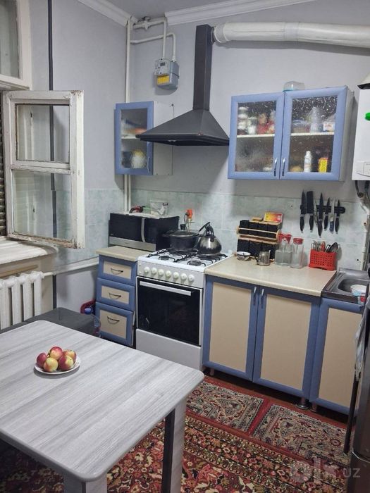Продаётся 2 ком ГОР больница
