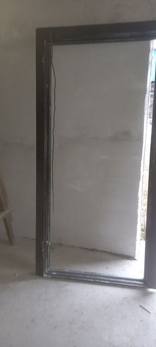 Продам Дверь входная