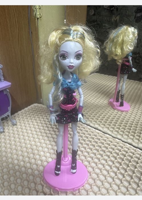 Продам куклу монстр хай!