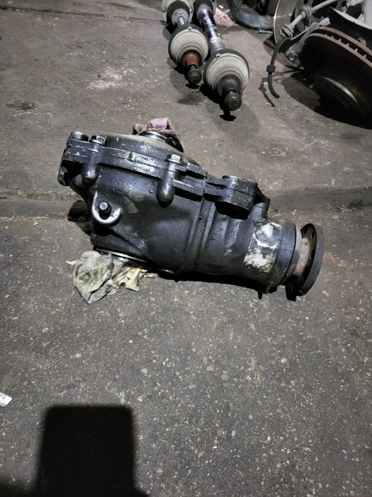 Преден диференциал за BMW E60 E61 xd 2.64