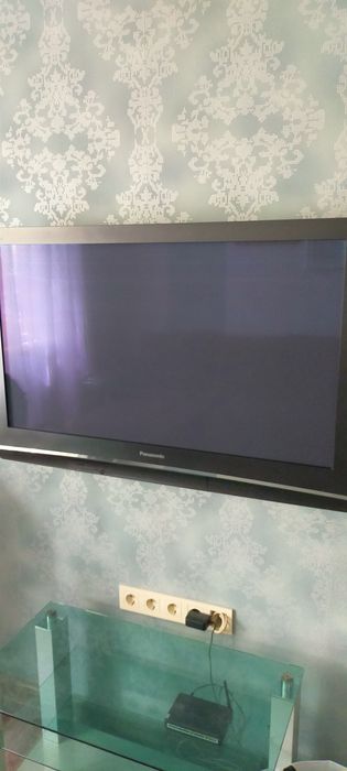 Большой телевизор Panasonik