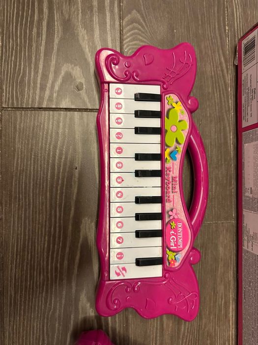 Bontempi Комплект мини клавиатура и караоке микрофон