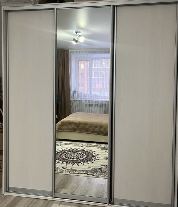 Продам шкаф купе