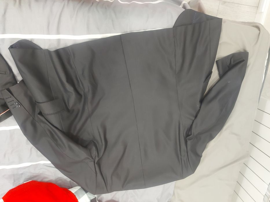 Продам мужской костюм