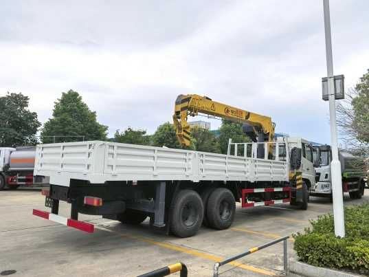 продам манипулятор Донгфенг .стр 8т