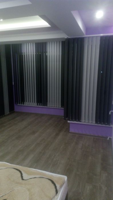 Обширен 100 кв.м. двустаен апартамент под наем в "Сухата река"