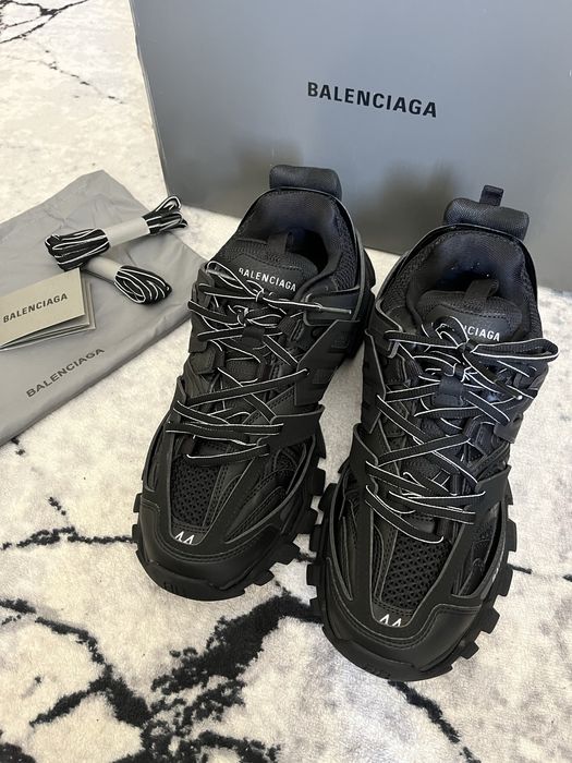 Balenciaga Track "Black"