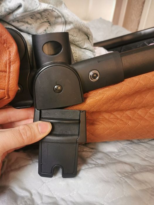 Продам коляску на запчасти