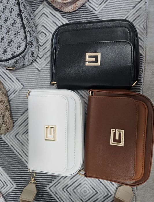 ЧЕРЕН ПЕТЪК Налични дамски чанти и раници