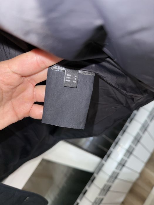 Продам куртку Massimo Dutti