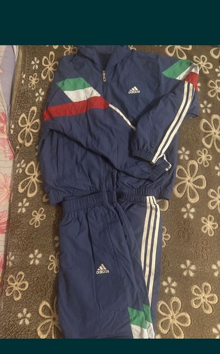Спортивный костюм