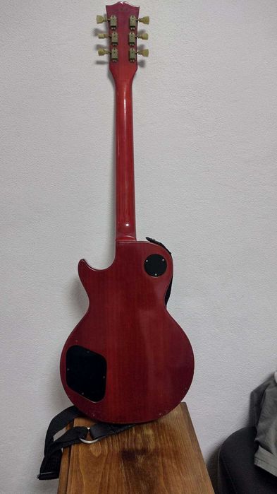Chitara Electrica Aria Pro II Leopard Model 1980s , Plaintop Cherry Sunburst