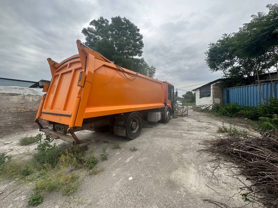 Марсадес бенс зудлик билан сотилади