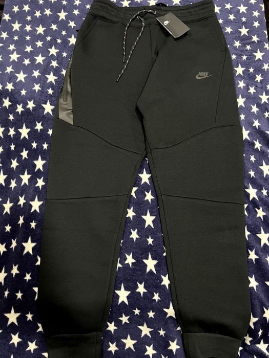 Nike tech fleece