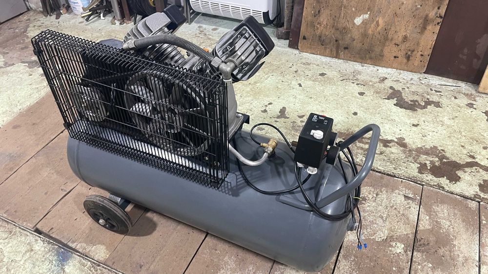 компрессор Remeza СБ 4/С-100 LB 30