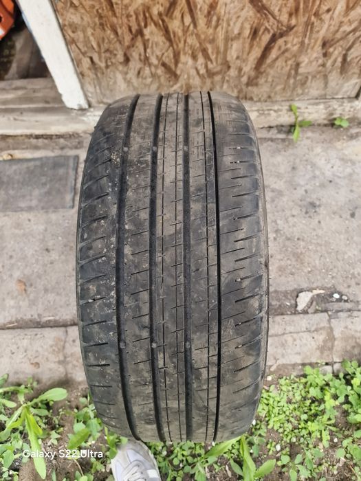 Продам на  шины р17