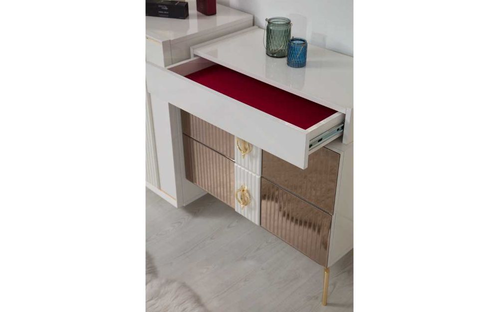 Цялостен спален комплект Ela Hello Home