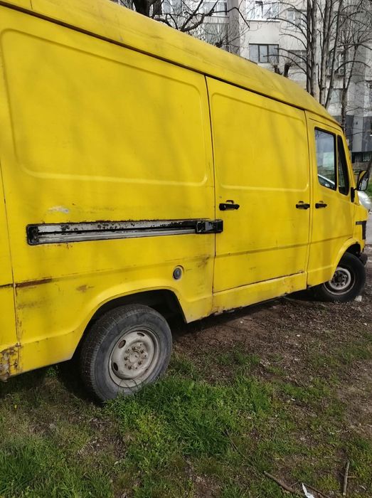 Бус-Мерцедес 310Д