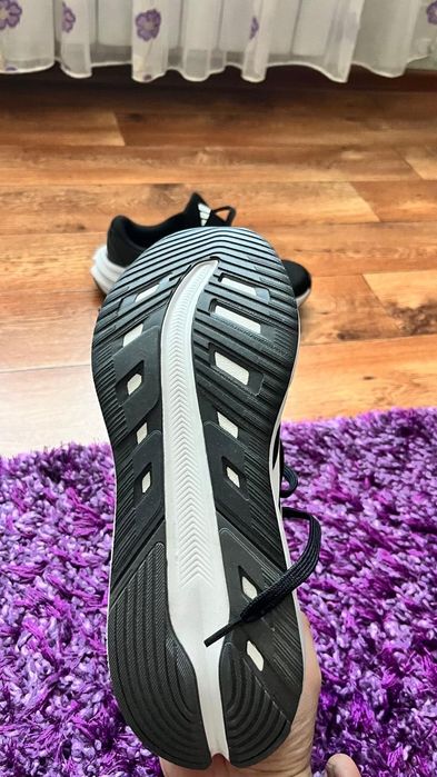 Кроссовки Адидас