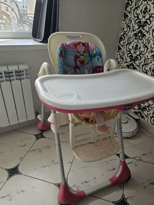 Продам стульчик для кормления Chicco