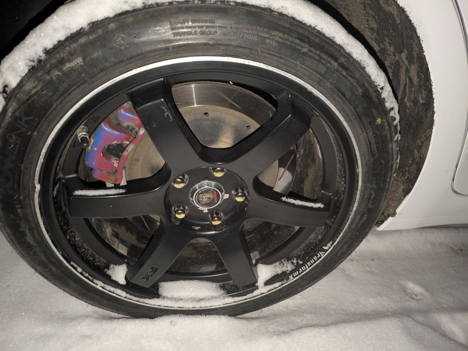 Продаются диски r18  3шт