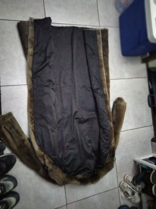 Haina de blană  în stare bună