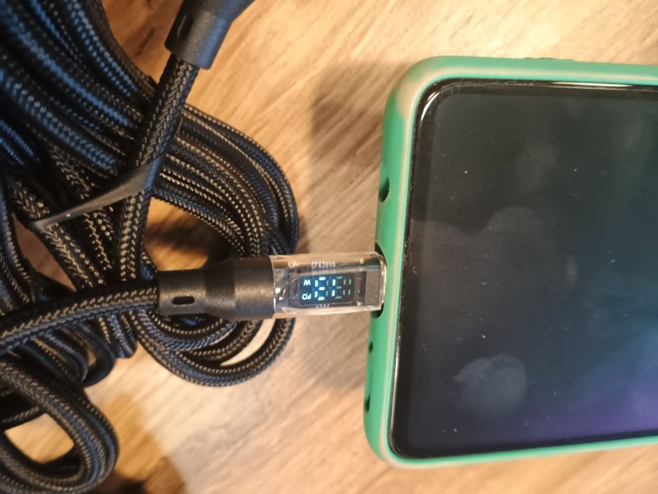 Cabluri usb -telefon ,120 w ,afișaj LCD ,2 metri ,transfer date usb C