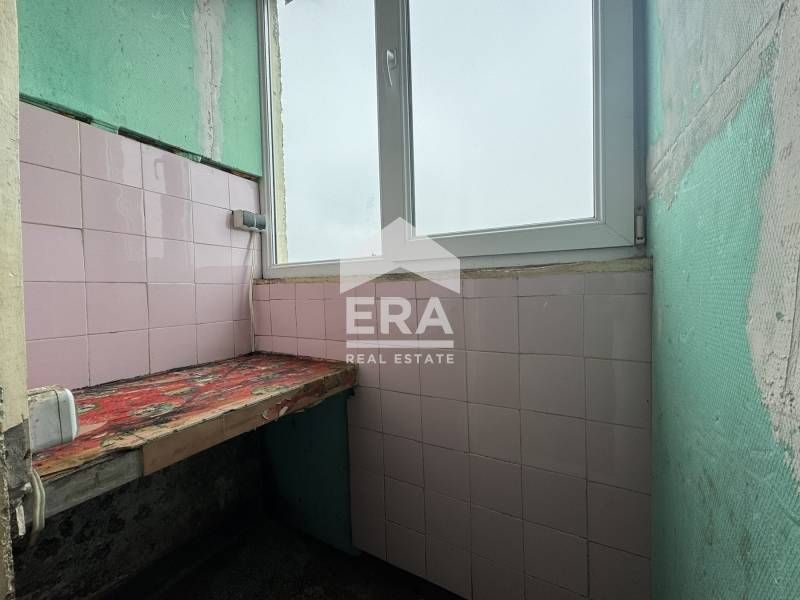 ЕКСКЛУЗИВНО! ЕРА ДРЪСТЪР предлага за продажба двустаен апартамент с го