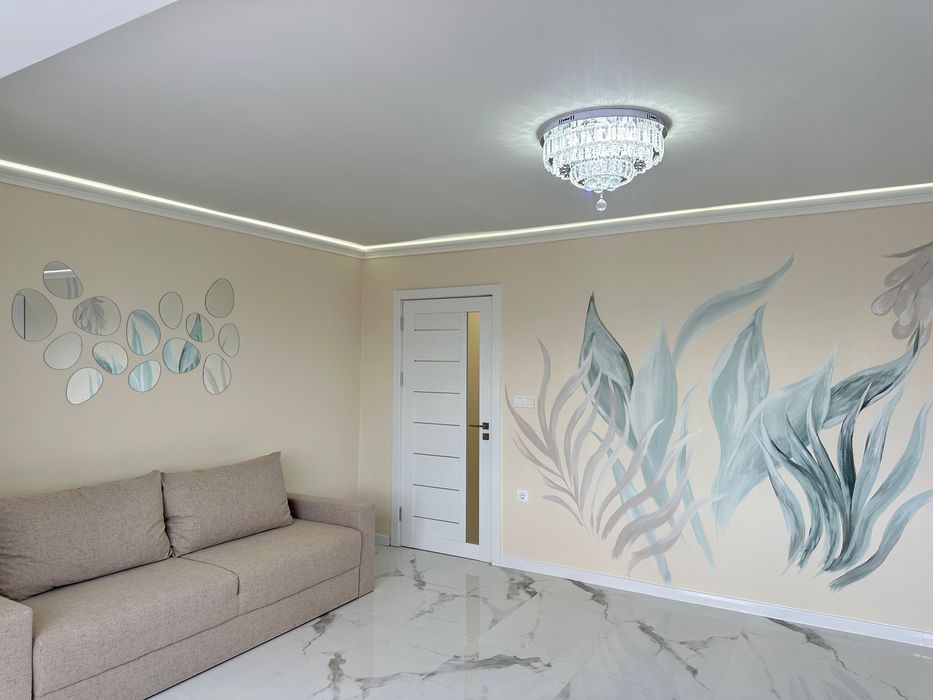 Продава се Тристаен апартамент в Добрич, Център - 70 кв.м за 1558 €/кв.м - Снимка #3