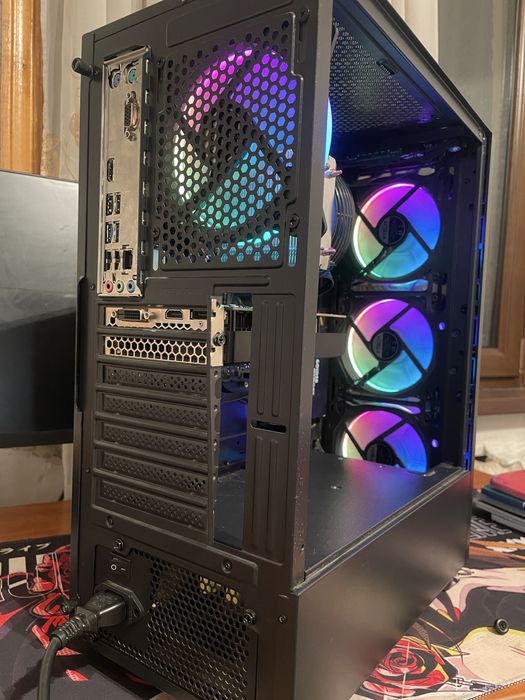 Продаю свой игровой компьтер, все в комлкекте