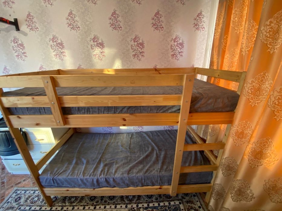 Двухярустная кровать