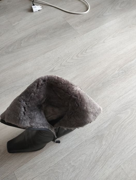 Продам зимние сапоги