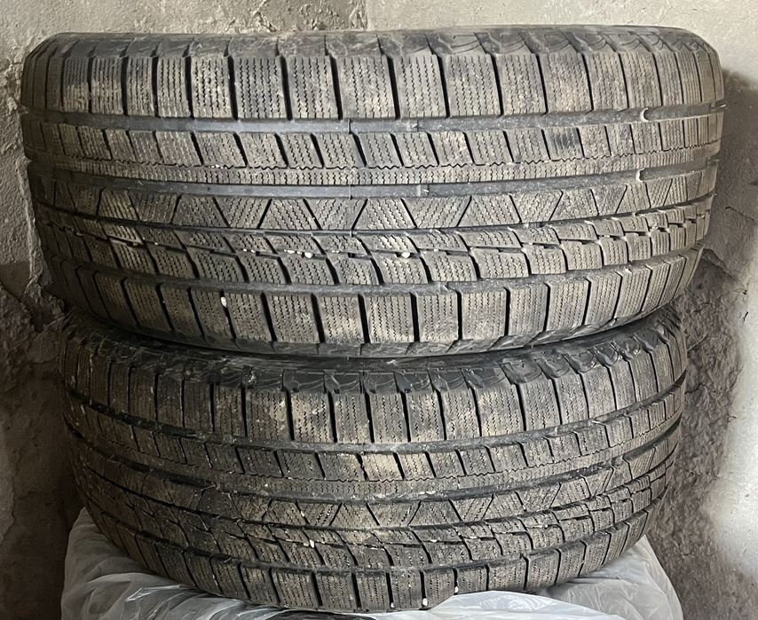 Продам резины пару