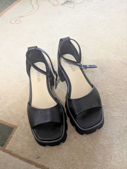 Женские лоферы б/у 39 размер