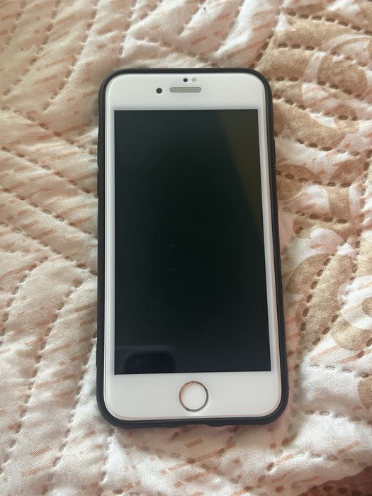 Продавам Iphone 7 НОВ