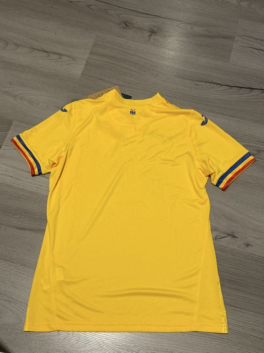 Tricou echipa naționala de fotbal cu autograf . Edi Iordănescu &co.