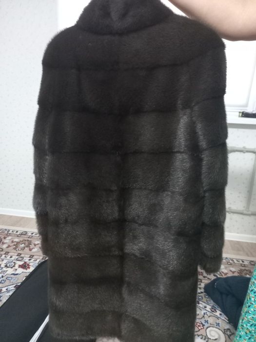 Продам норковую шубу