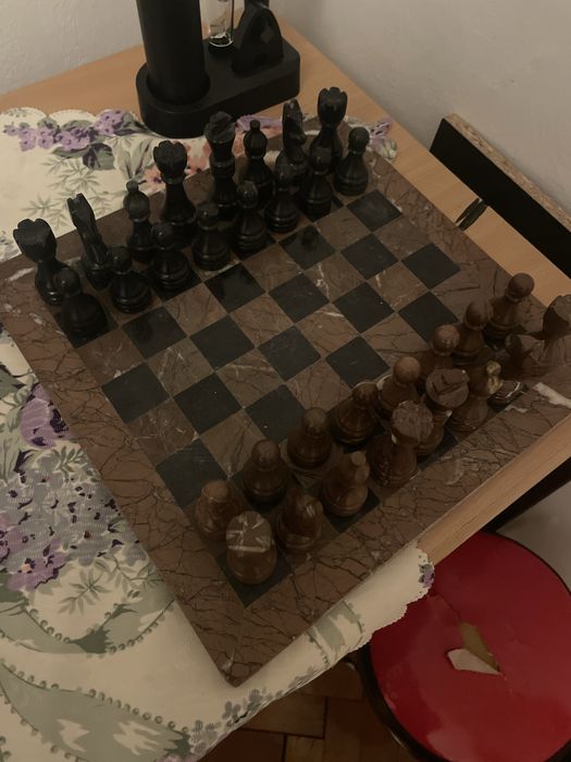 Tabla de sah din marmura