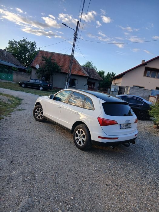 Vind audi Q 5 benzina