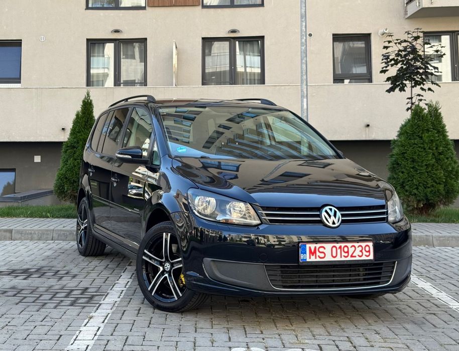 VOLKSWAGEN Touran 2011 — imagine 2