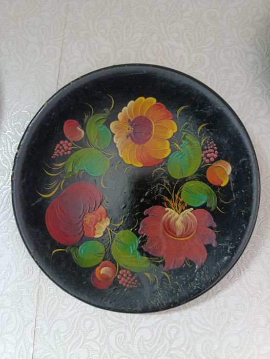 Тарелки деревянные настенные росписные