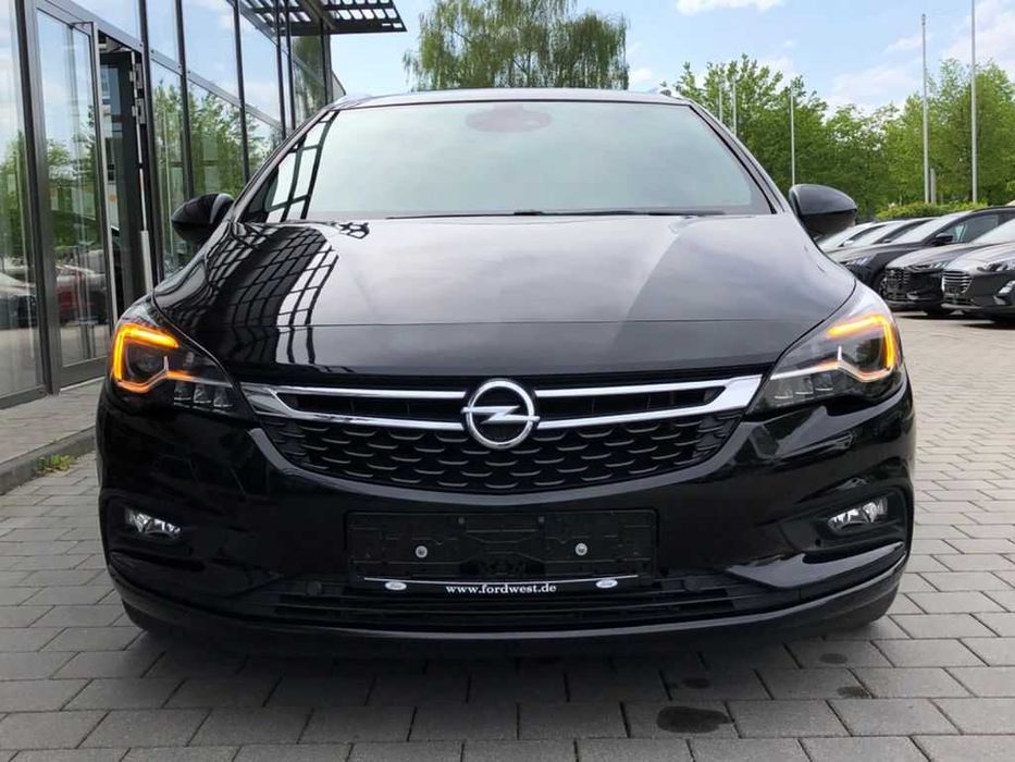 Inchiriere masina Opel Astra break 1.6 diesel