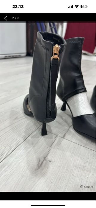 Босоножки продам черные