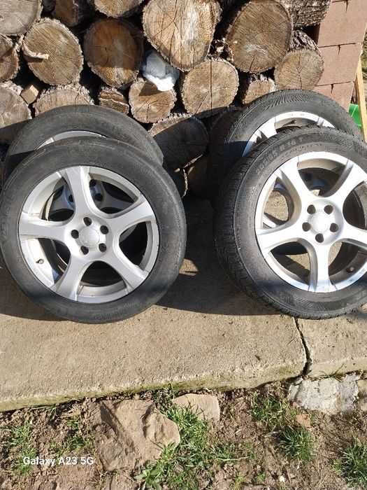 Vând jante wolkswagen R16