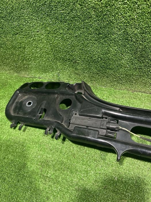 Кронштейн Бампера BMW E60