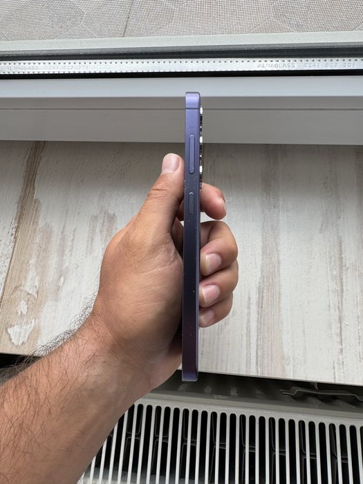 Samsung Galaxy S24 256GB Cobalt Violet