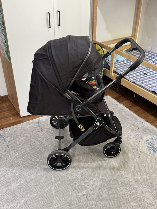 Продам коляска прогулочная легкая